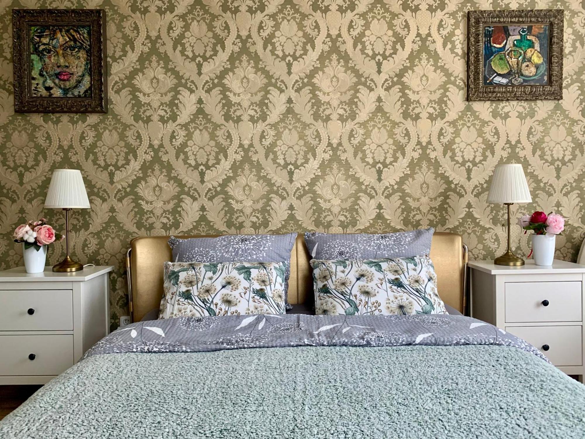 Romanceart Apartments كارلوفي فاري المظهر الخارجي الصورة